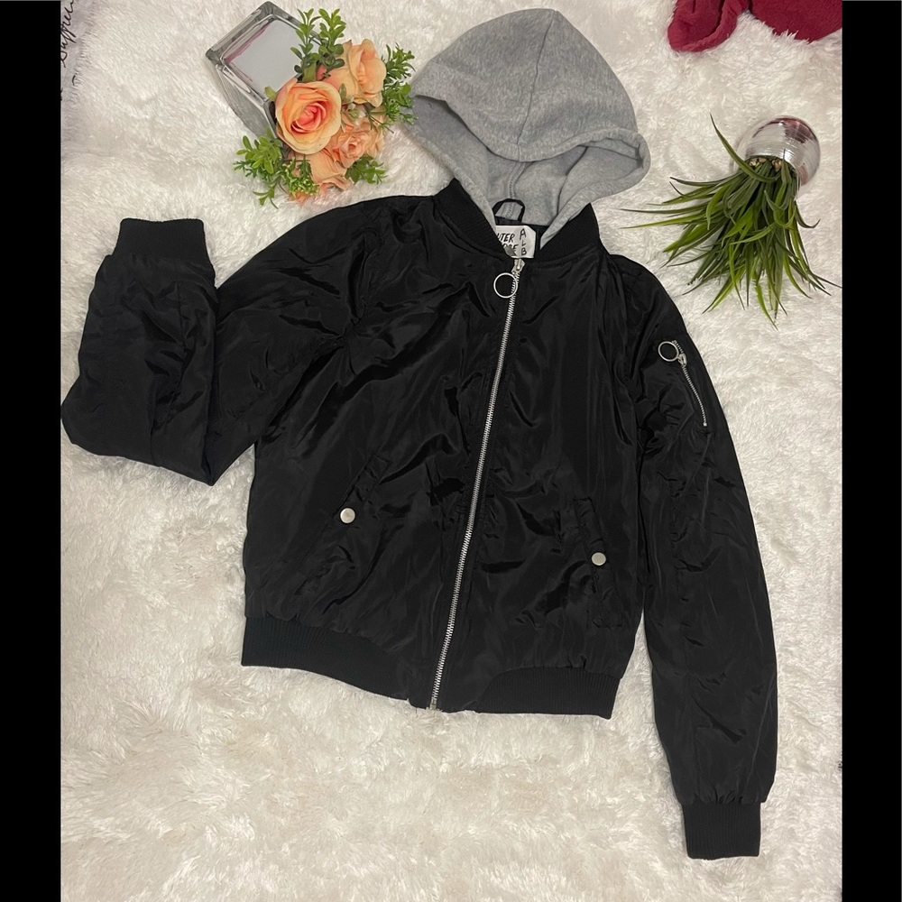 Outer edge jacket& coats women’s size | Small |